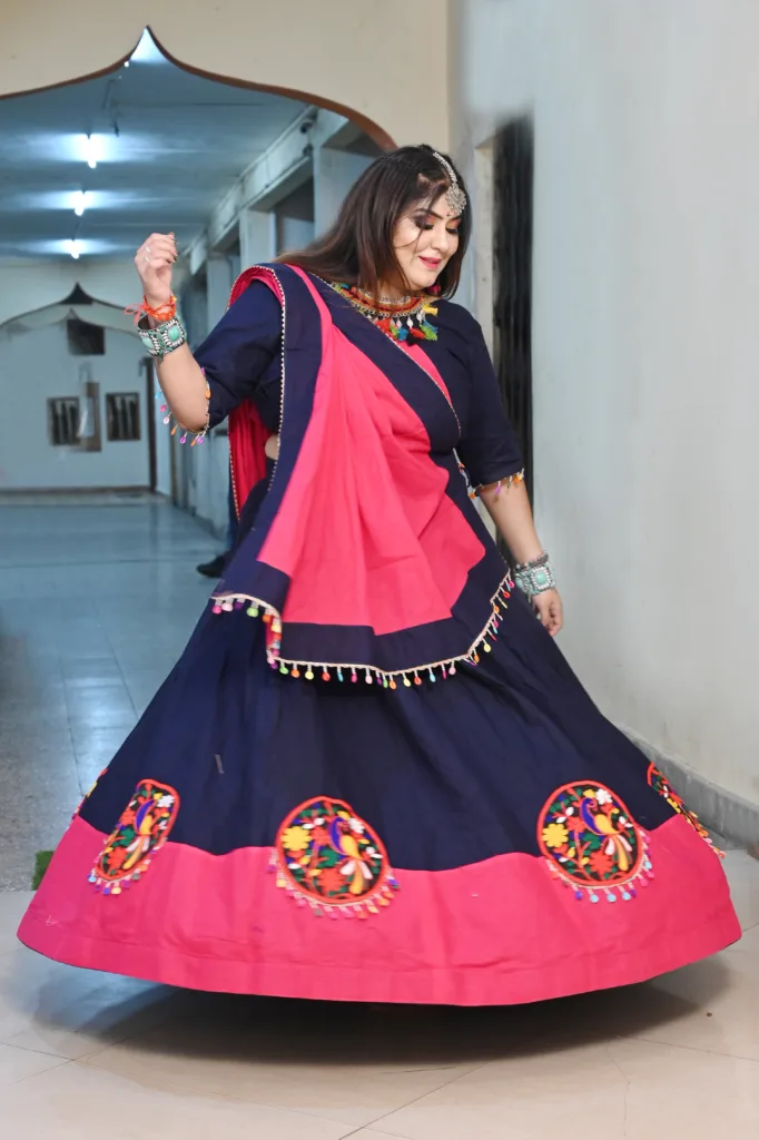 Top Garba Costumes On Rent in Vishrantwadi - Best Dandiya Costumes On Hire  Pune - Justdial