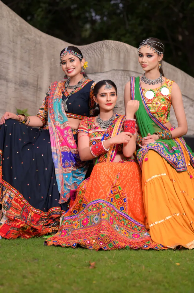 Garba Dress on Rent in Jaipur only ₹300 | Dandiya Dress on Rent | Garba  Dress Jaipur - YouTube
